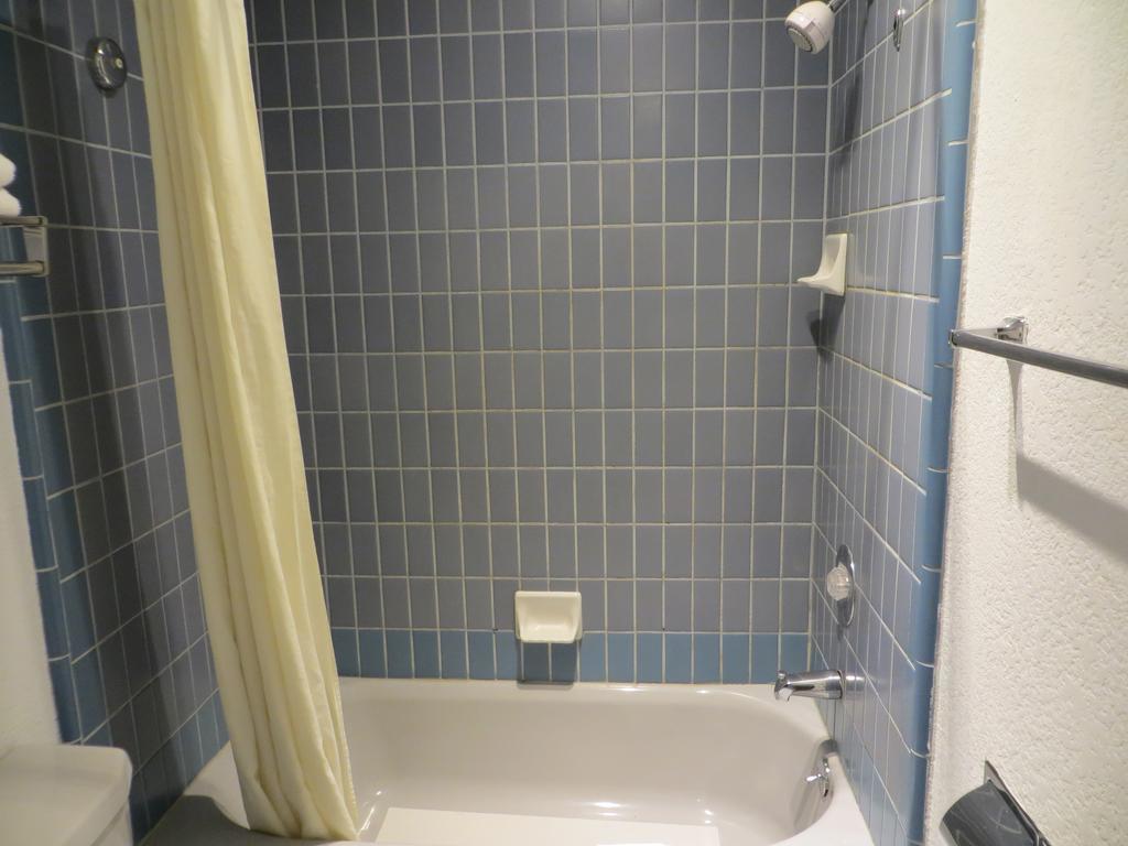 Executive Inn & Suites ซาคราเมนโต ภายนอก รูปภาพ