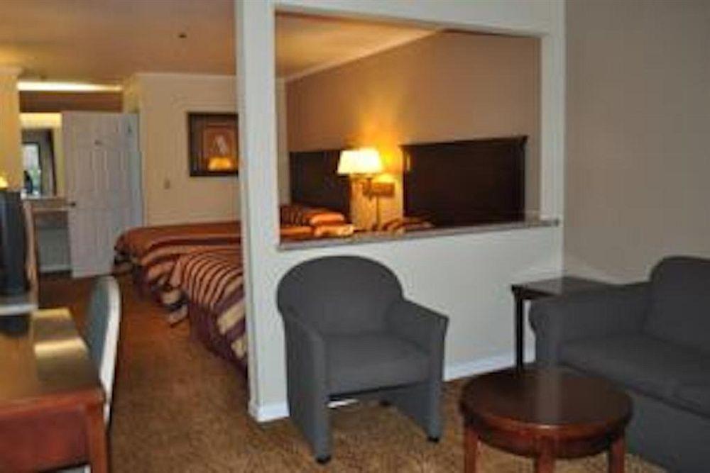 Executive Inn & Suites ซาคราเมนโต ภายนอก รูปภาพ